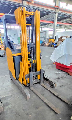 Jungheinrich - ,