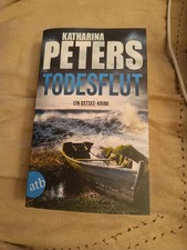 Todesflut von Katharina Peters (2025, Taschenbuch)