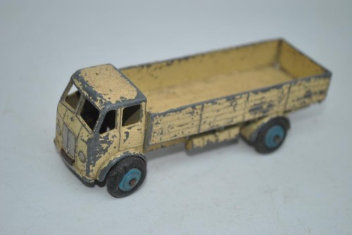 Dinky toys leyland - toys,
