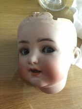 Antike Puppen flirtende