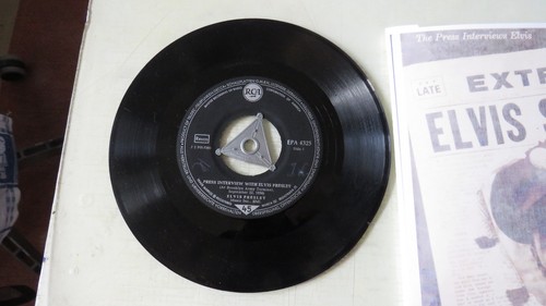 Elvis presley extra - presley"extra,