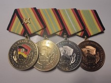 DDR NVA Medaillen 4er