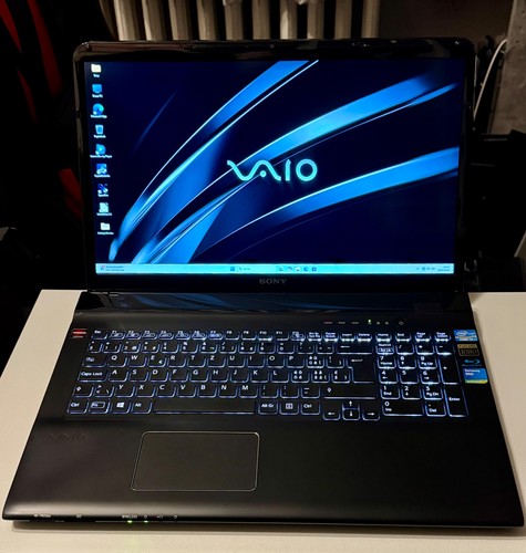 Sony vaio sve17 - sony,