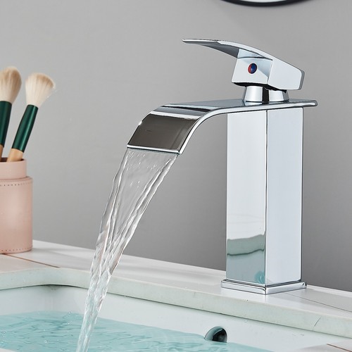 Wasserhahn bad wasserfall - bad,