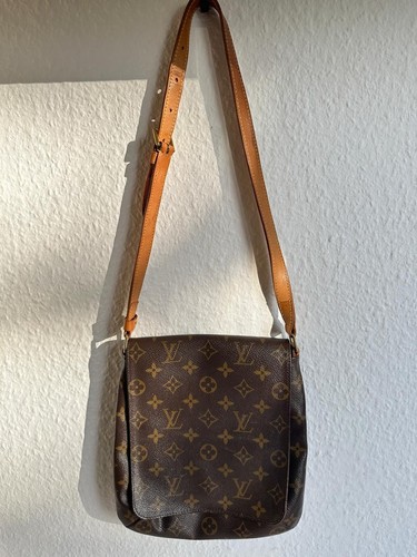 Louis vuitton monogram musette - louis,