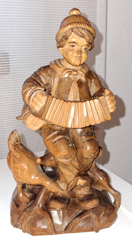 Holzfigur geschnitzt junge - holzfigur, geschnitzt,
