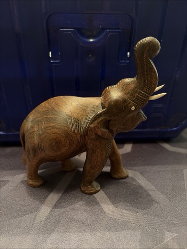 Holz elefant geschnitzt - holz,