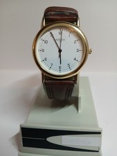 ARMBANDUHR VON ADORA - NEUE