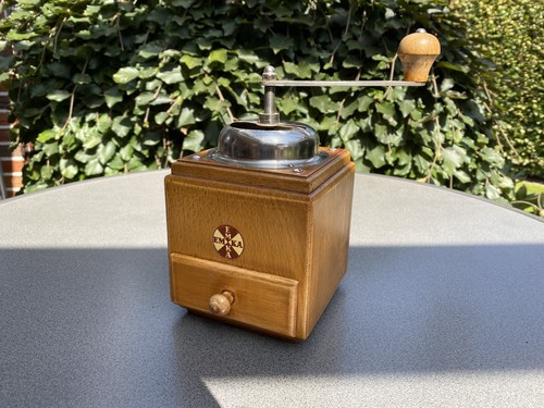 Vintage kaffeemühle antik - vintage,