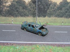 Mercedes 260E W124 Scheunenfund Autowrack Schrottplatz Patina 1:87 H0 HO