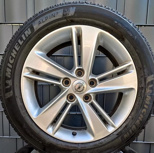 Opel insignia sports tourer - opel,