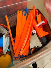 Hot Wheels Konvolut Sammlung Autorennbahn Action Track Builder