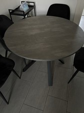 IKEA MARIEDAMM Esstisch