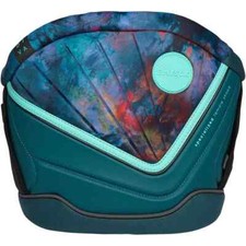 Mystic Diva kitesurfing