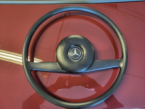 Lenkrad schwarz mercedes w114 - lenkrad,