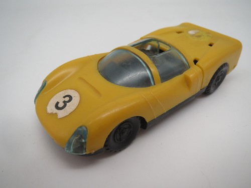 Ferrari 330 p3 3 - d.b.g.m.,