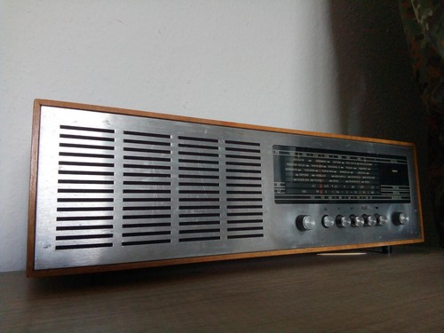 Stern radio transmira - radio,