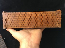 Antik & Curious Kabinett aus