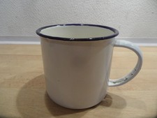 Alte Emaille Tasse Blaurand