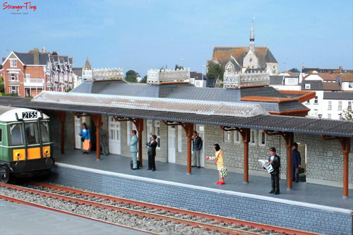Gaugemaster teignmouth station - gaugemaster,