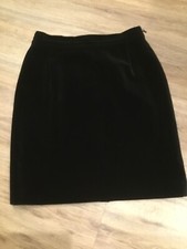HÖPFNER schicker  Samt Rock ca. knielang schwarz Gr. 42 gefüttert