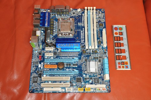 Motherboard gigabyte - motherboard,