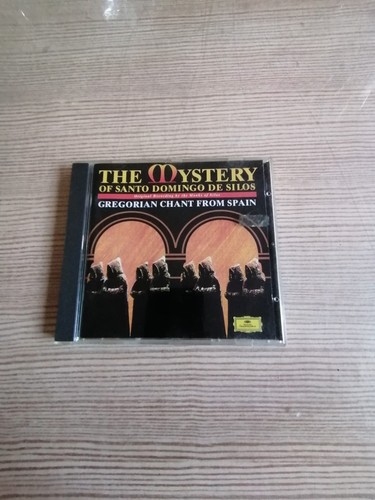 The mystery santo - santo, de