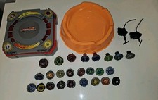 Beyblade Metal Sammlung + Arenen Hasbro  Guter Zustand