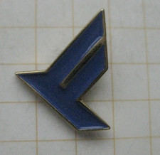 FLUGHAFEN  STUTTGART ............................. Flugzeug / Airline Pin (303d)