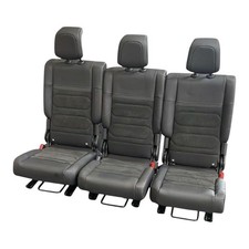 Komplette Reihe Rücksitze