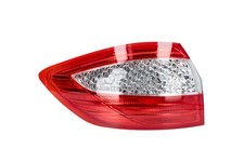 Rückleuchte aussen links für