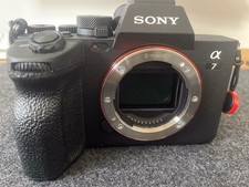 Sony Alpha 7 IV 33 MP