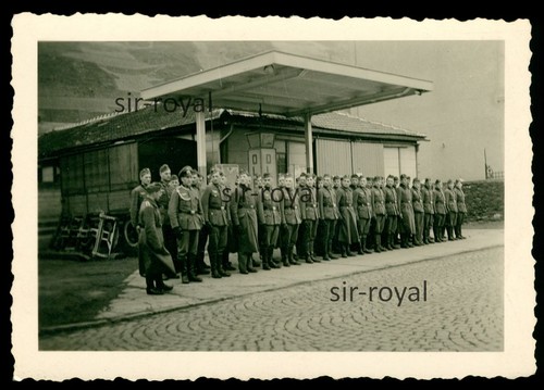 Wehrmacht soldaten vor olex - soldaten,