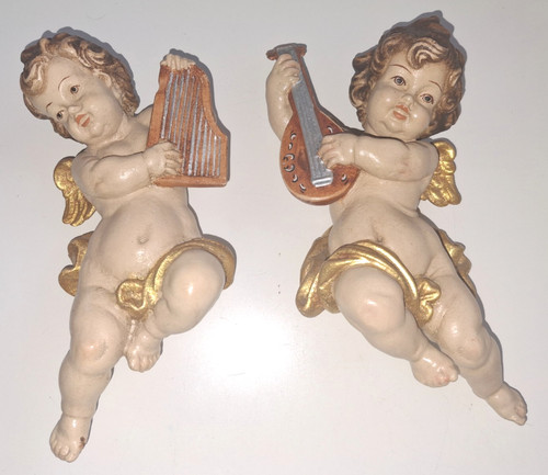 Holzfigur geschnitzt - x,