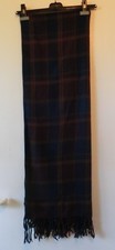 Dunkelblau/dunkelrot/braun karierter wolliger Schal mit Fransen 64 x 184 cm 