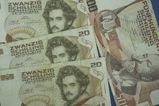 4x Österreich: 500 Schilling 1.7.1985 + 3x 20 Schilling 1.10.1986