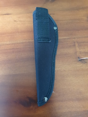 Schwarze nylonscheide mit - nylonscheide,