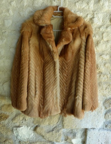Fuchs pelzmantel rot gestrickt - fuchs,