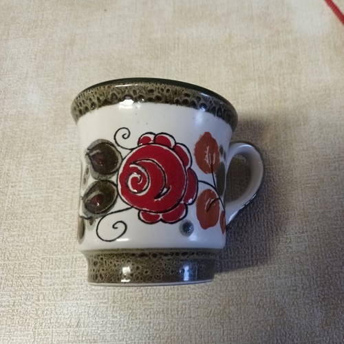 Eine wunderschöne kaffeetasse - wunderschöne,