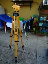 Carl Zeiss Jena Ni 025  , Nivellierinstrument , Nivelliergerät mit Stativ