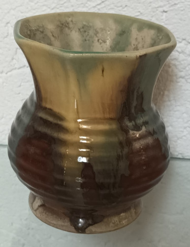Scheußliche kleine bunte - , vase