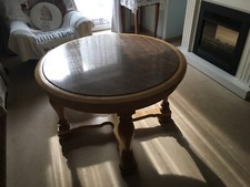 Couchtisch Massivholz mit Granitplatte rund