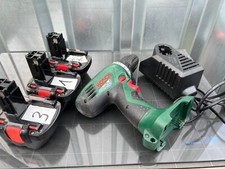 BOSCH grün Akku Bohrschrauber