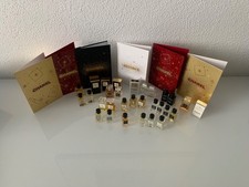 Mini Parfüm Flakon Chanel 30 Stück  und Chanel Weihnachtskarten