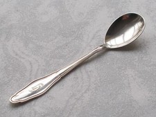 *RAR* Eleganter Zuckerlöffel