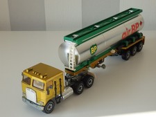 Siku 3418 Kenworth- Sattelzug