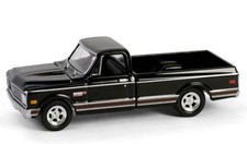 CHEVROLET Cheyenne C-10 short bed - 1972 - black - Greenlight 1:64