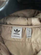 Adidas Mantel
