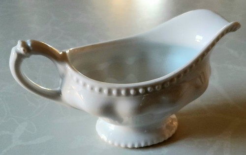 Wunderschöne kleine sauciere - wunderschöne,