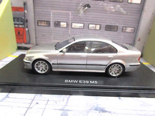 BMW 5er Reihe E39 M5 Limosuine silber met 2002 NEO 49583 Resin SP 1:43